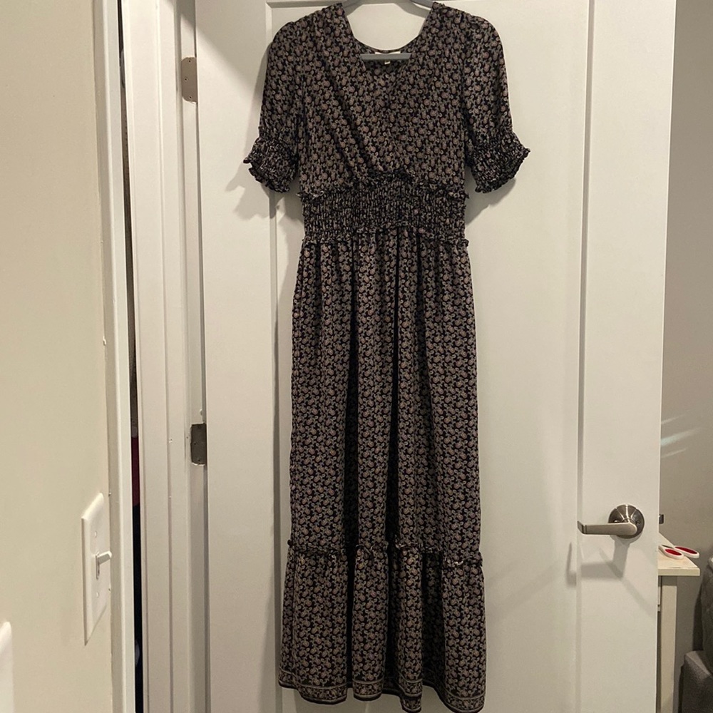 Max Studio V-Neck Floral Black Smocked Dress (M)